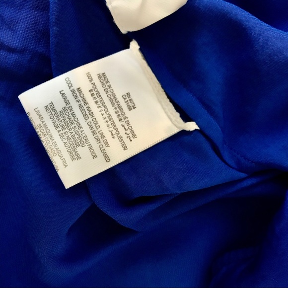 Long sleeve silk ruffle blouse - Picture 6 of 6